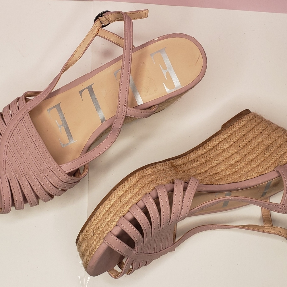 Wedges - Picture 2 of 2